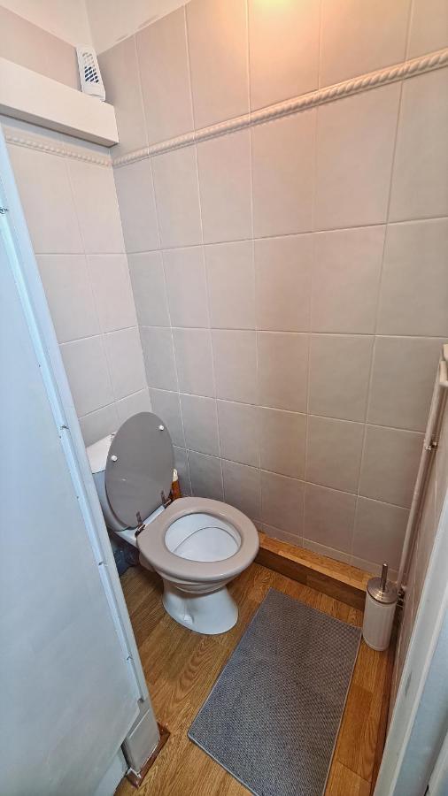 Ferienwohnung Sous Les Toits D'Avignon Exterior foto